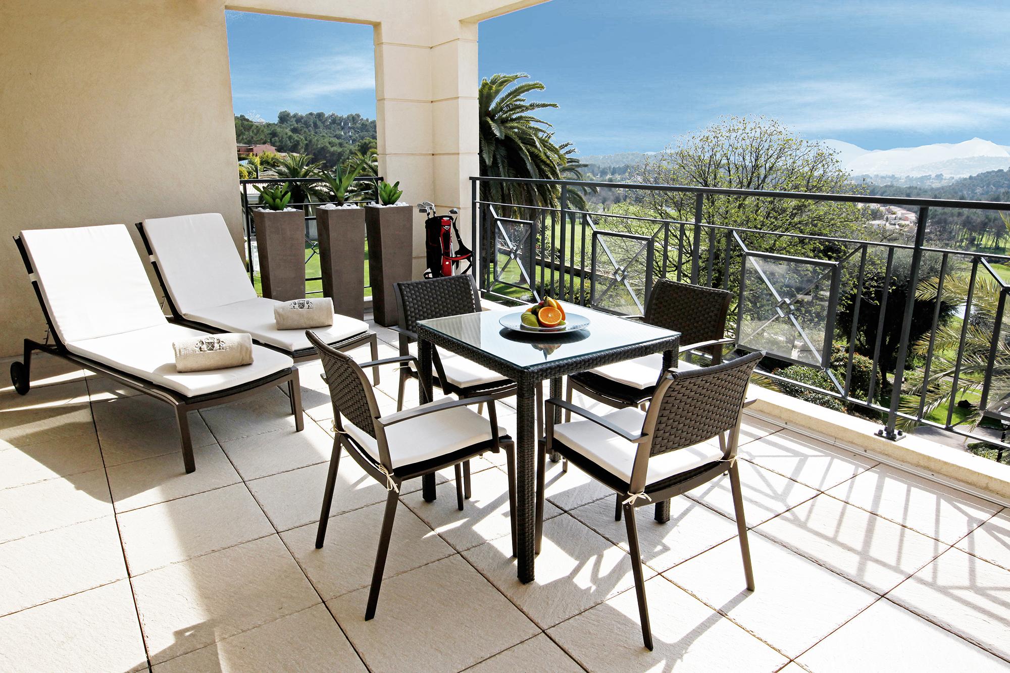 Royal Mougins Golf, Hotel & Spa De Luxe Exterior photo
