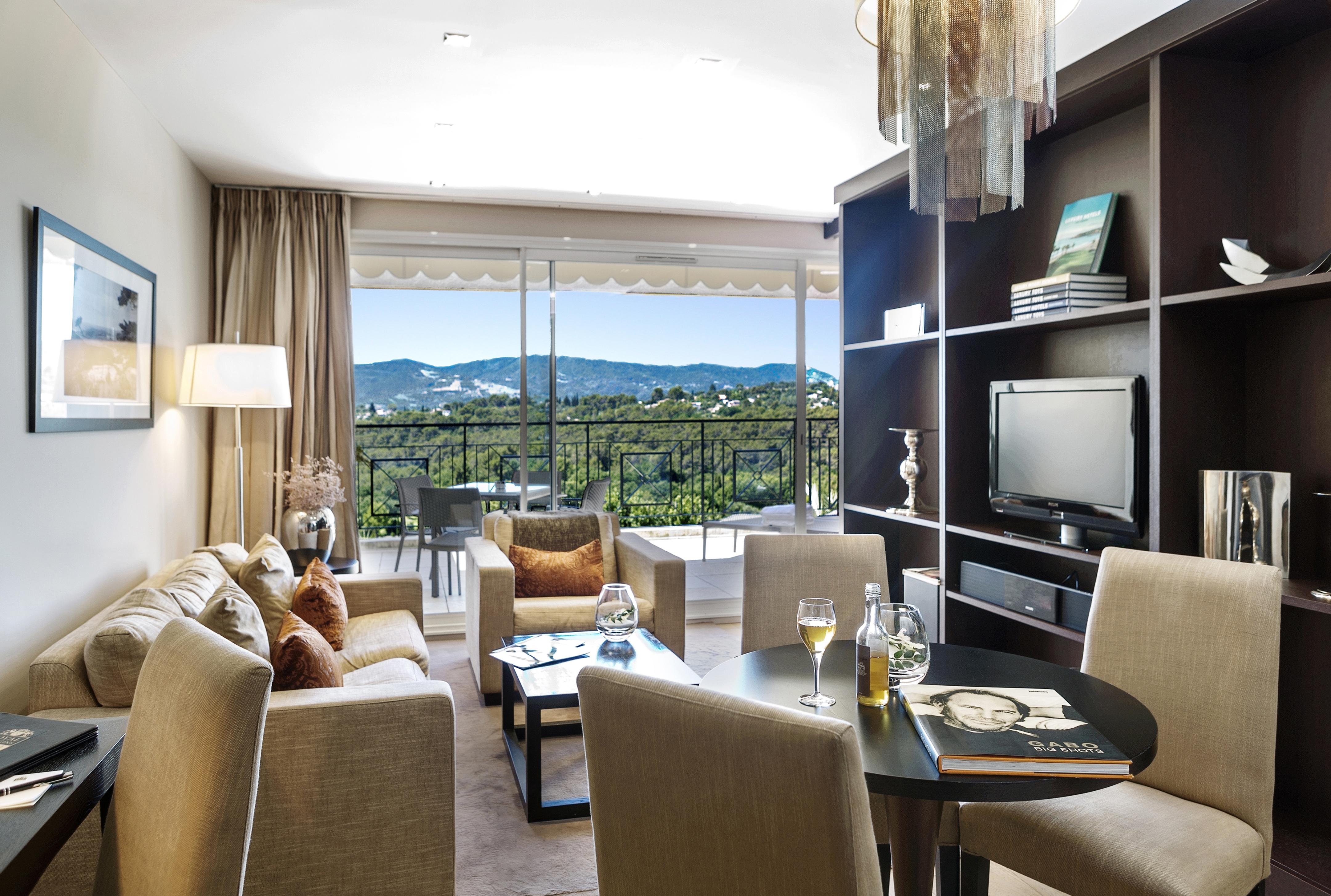Royal Mougins Golf, Hotel & Spa De Luxe Exterior photo