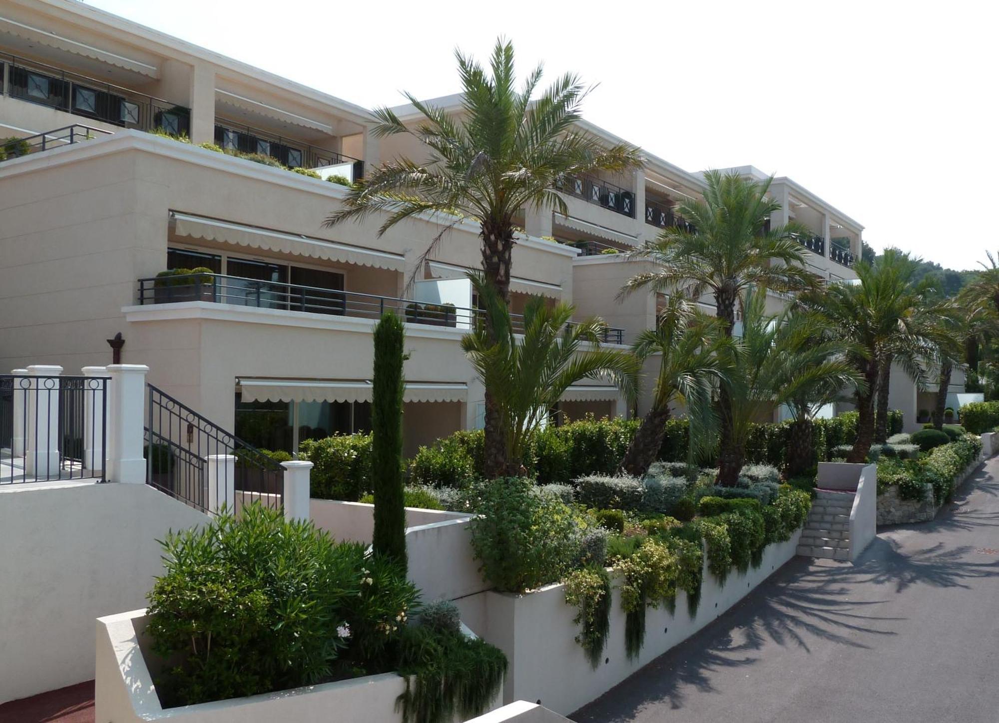 Royal Mougins Golf, Hotel & Spa De Luxe Exterior photo